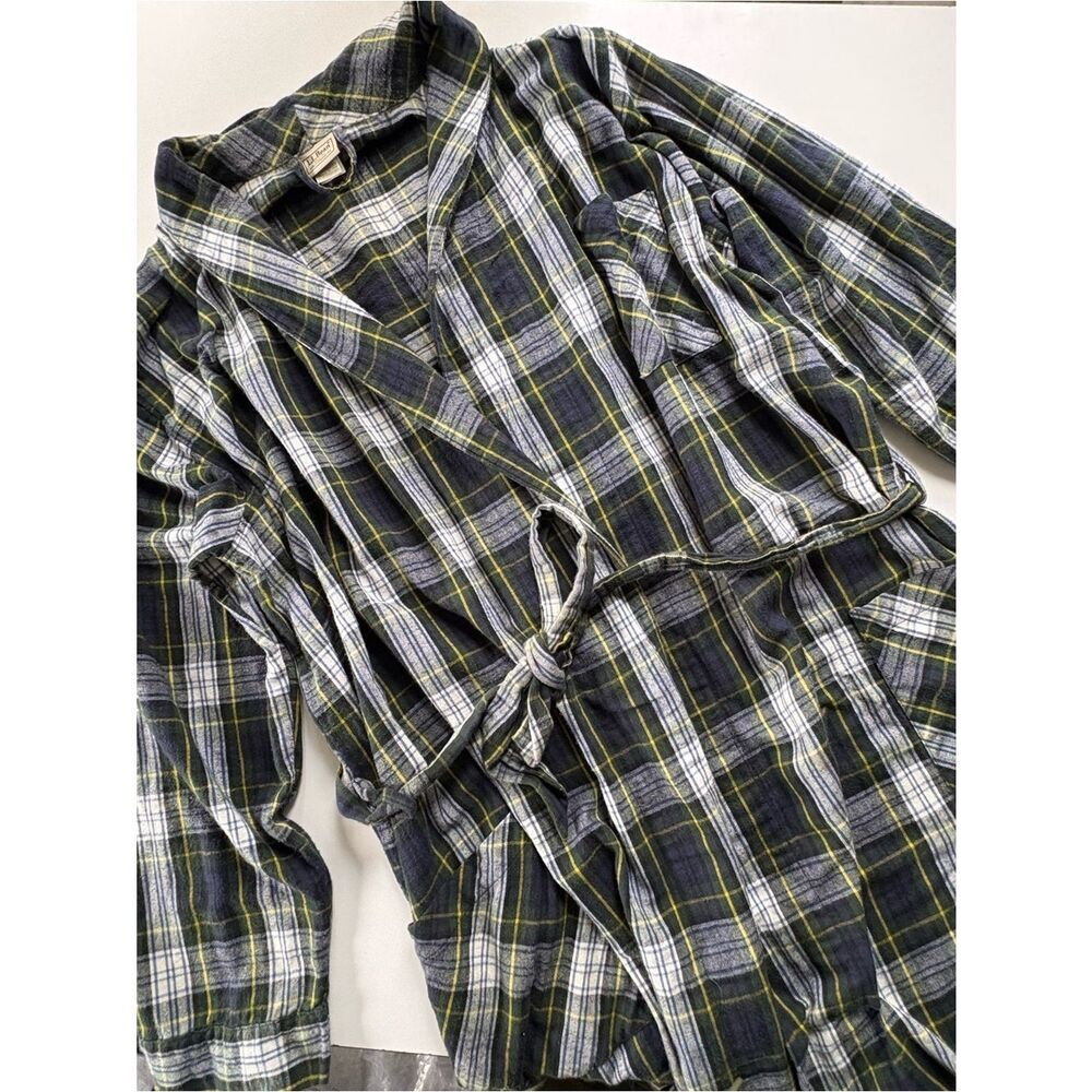 L.L. Bean Flannel Robe Large